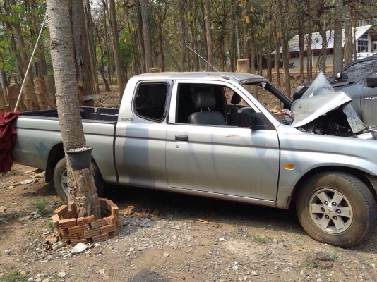 มิตซูสตาร์ดาเเคป เครื่อง2500 สีเทา โอนลอยๆ ปี01 ตัดเเยกเป็นอะไหลได้ทุกอย่าง