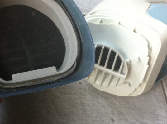 เครื่องดูดฝุ่นไร้สาย BLACK&DECKER ขนาด 7.2 V. แบบเสียบชาร์จไฟ เครื่องดูดฝุ่นไร้สาย BLACK&DECKER ขนาด 7.2 V. แบบเสียบชาร์จไฟ