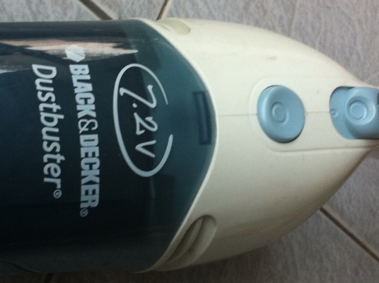 เครื่องดูดฝุ่นไร้สาย BLACK&DECKER ขนาด 7.2 V. แบบเสียบชาร์จไฟ เครื่องดูดฝุ่นไร้สาย BLACK&DECKER ขนาด 7.2 V. แบบเสียบชาร์จไฟ