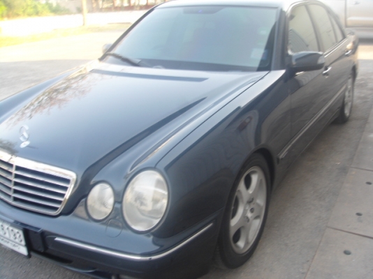 ขาย BENZ E240 AVANTGARDE w210