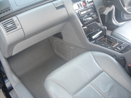 ขาย BENZ E240 AVANTGARDE w210