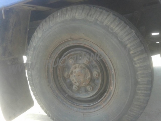 โตโยต้า4ล้อใหญ่BU61 พร้อมโครงหลังคา ยาง750-15พร้อมใช้