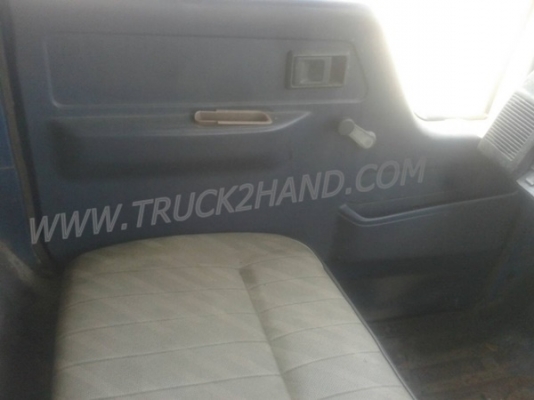 โตโยต้า4ล้อใหญ่BU61 พร้อมโครงหลังคา ยาง750-15พร้อมใช้