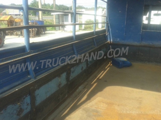 โตโยต้า4ล้อใหญ่BU61 พร้อมโครงหลังคา ยาง750-15พร้อมใช้