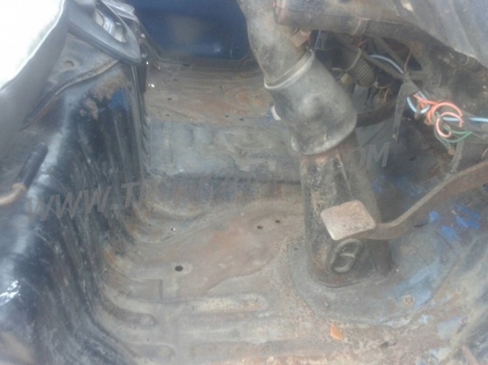 โตโยต้า4ล้อใหญ่BU61 พร้อมโครงหลังคา ยาง750-15พร้อมใช้