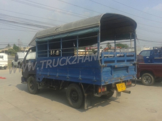 โตโยต้า4ล้อใหญ่BU61 พร้อมโครงหลังคา ยาง750-15พร้อมใช้