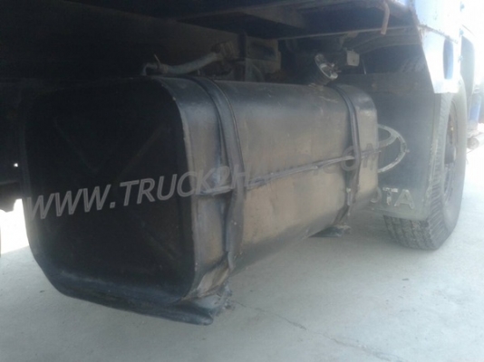 โตโยต้า4ล้อใหญ่BU61 พร้อมโครงหลังคา ยาง750-15พร้อมใช้