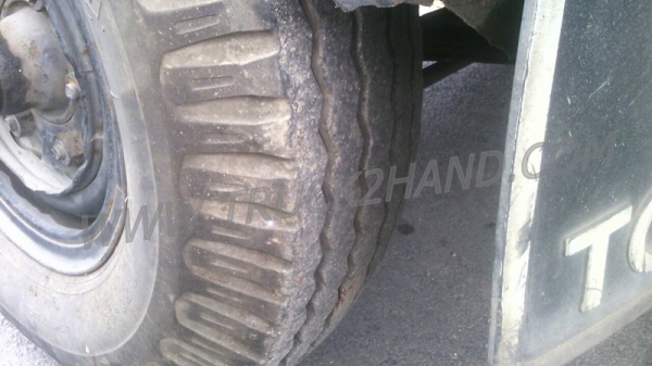 โตโยต้า4ล้อใหญ่BU61 พร้อมโครงหลังคา ยาง750-15พร้อมใช้