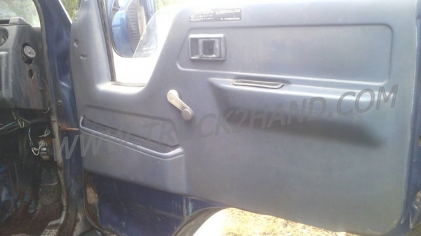 โตโยต้า4ล้อใหญ่BU61 พร้อมโครงหลังคา ยาง750-15พร้อมใช้