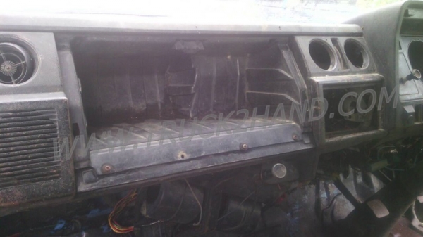 โตโยต้า4ล้อใหญ่BU61 พร้อมโครงหลังคา ยาง750-15พร้อมใช้