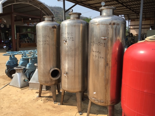 ขายถังกรองสแตนเลส ขนาด 450 ลิตร สภาพสวยมาก 3 ใบ