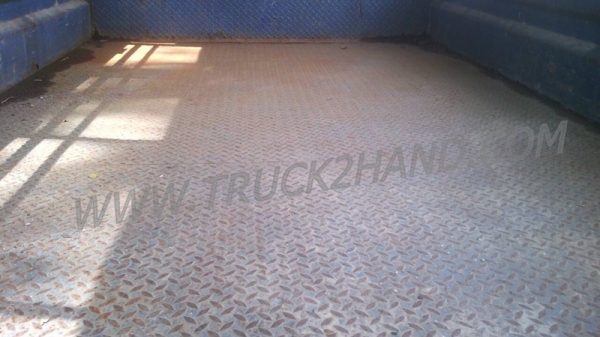 โตโยต้า 4 ล้อใหญ่ BU61 พร้อมโครงหลังคา