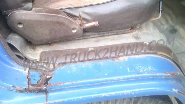 โตโยต้า 4 ล้อใหญ่ BU61 พร้อมโครงหลังคา