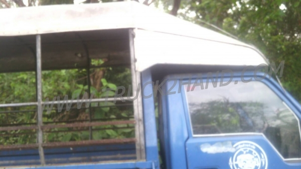 โตโยต้า 4 ล้อใหญ่ BU61 พร้อมโครงหลังคา