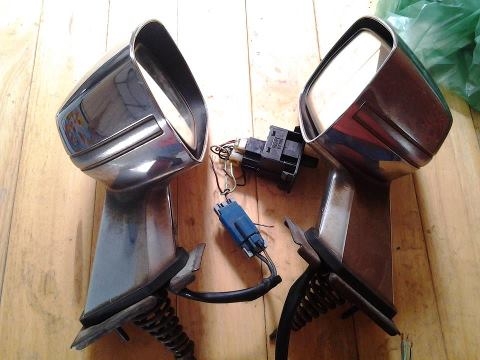 ขายกระจกแนวเรโทรปรับไฟฟ้า