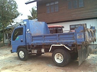 ขาย NKR 110 แรง สภาพพร้อมใช้ เอกสารพร้อมโอน