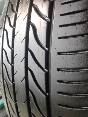 ขายยาง215/60/16ปี 4511 MICHERLIN PRIMACY  1 ชุด