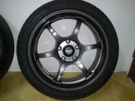 ต้องการขาย Max Advan RGD ขอบ17 กว้าง  8 .5 5รู 114พร้อมยางสภาพร้อมใช้งานครับ ขาย  13500สนใจโทรมา call 0875800722   พร้อมยางปี  2011