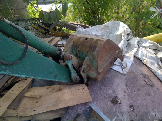 ประกาศขาย KOMATSU PC30-FR-2 ประกาศขาย KOMATSU PC30-FR-2
