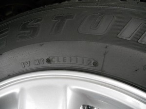 ขายแม็กisuzu d-max 16 +ยาง bs 245-70-15 สวยๆวิ่งไม่เยอะ