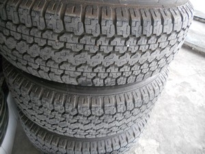 ขายแม็กisuzu d-max 16 +ยาง bs 245-70-15 สวยๆวิ่งไม่เยอะ