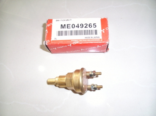 สยามเจริญจักรกลหนัก นำเข้าและจำหน่ายสินค้าคุณภาพ มอเตอร์คันเร่งและอะไหล่ รถขุด KOMATSU,CAT320,KOBELCO,HITACHI