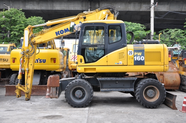 KOMATSU  PW 160-7H