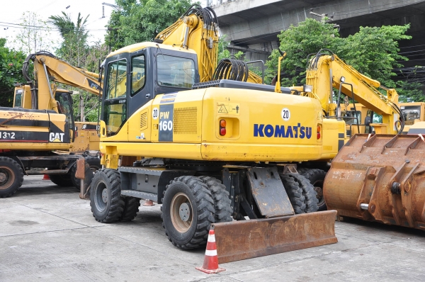 KOMATSU  PW 160-7H