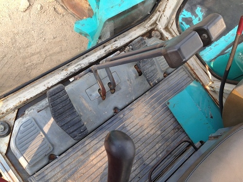 รถแบคโฮ KOBELCO SK4 รถแบคโฮ KOBELCO SK4