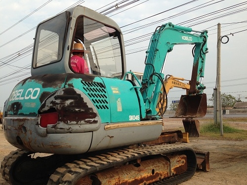 รถแบคโฮ KOBELCO SK4 รถแบคโฮ KOBELCO SK4