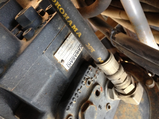 รถแบคโฮ KOBELCO SK4 รถแบคโฮ KOBELCO SK4