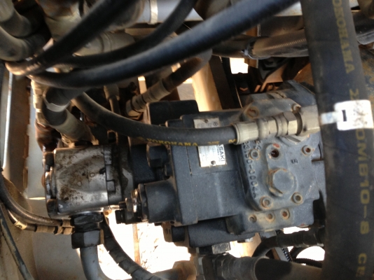 รถแบคโฮ KOBELCO SK4 รถแบคโฮ KOBELCO SK4