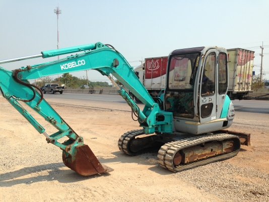 รถแบคโฮ KOBELCO SK4 รถแบคโฮ KOBELCO SK4