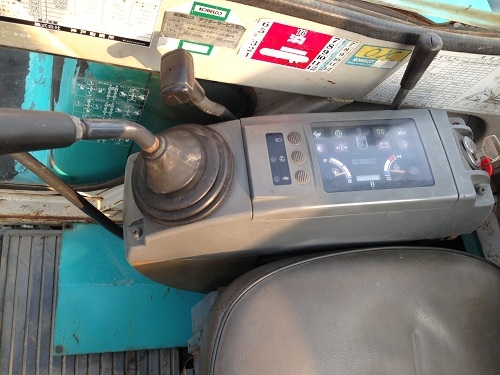 รถแบคโฮ KOBELCO SK4 รถแบคโฮ KOBELCO SK4