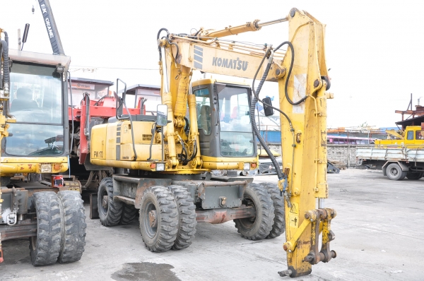 KOMATSU  PW 170 ES-6
