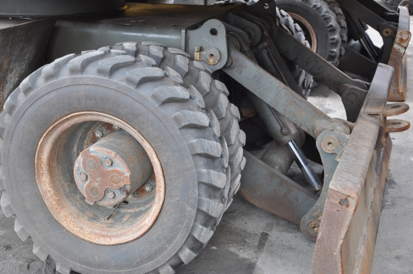 KOMATSU  PW 170 ES-6