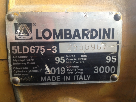 ขายเครื่อง LOMBARDINI 3 สูบ
