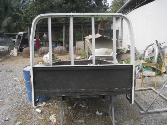 คอกหลังคา isuzu elf สภาพดี ถูก ๆ