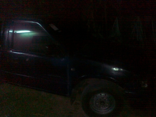 รีบขายเลยถ่ายในที่มืด ลองดูครับ ดราก้อนอายตอนเดียว ปี2000รถได้ตะเข็บเดิมๆทั้งคัน แทบไม่มีบุบ และไม่มีผุเลยแต่สีไม่สวยอาบน้ำ10000บาทเอาอยู่ พวงมาลัยธรรมดา เครื่องดีมากคัสซีสวยขี่ดีพวงมาลัยหวานแต่ตั้งได้ แอร์เย็น ช่วงล่างแน่น