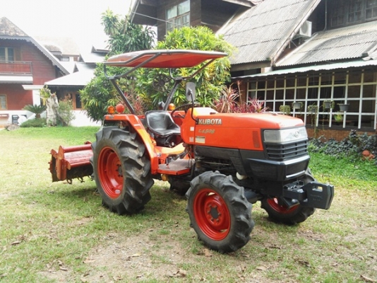 รถไถคูโบต้า รุ่น L4508 45แรง สภาพดี เครื่องแรง มีโรตารี่ตราช้าง รุ่น RX 180 มีดันหน้า มีทะเบียนพร้อมโอนครับ ราคา 375,000 บาท