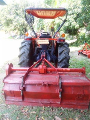 รถไถคูโบต้า รุ่น L4508 45แรง สภาพดี เครื่องแรง มีโรตารี่ตราช้าง รุ่น RX 180 มีดันหน้า มีทะเบียนพร้อมโอนครับ ราคา 375,000 บาท