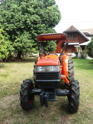 รถไถคูโบต้า รุ่น L4508 45แรง สภาพดี เครื่องแรง มีโรตารี่ตราช้าง รุ่น RX 180 มีดันหน้า มีทะเบียนพร้อมโอนครับ ราคา 375,000 บาท