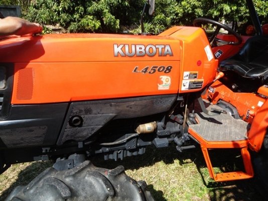 รถไถคูโบต้า รุ่น L4508 45แรง สภาพดี เครื่องแรง มีโรตารี่ตราช้าง รุ่น RX 180 มีดันหน้า มีทะเบียนพร้อมโอนครับ ราคา 375,000 บาท