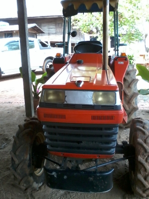 ขาย KUBOTA L1-255 25 แรง 2 เพลา + ผาน 5 ฿145,000 ขาย KUBOTA L1-255 25 แรง 2 เพลา + ผาน 5 ฿145,000