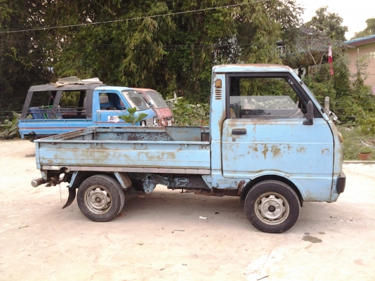 JOECLASSICขายกะป้อDAIHATSU  S55วางเครื่องF61  3 สูบ12วาล์วตัวใหม่CDIเลขเครื่องเลขคัทซีตรงโอนได้เลยทั่วไทยคัทซีสวยกริบมีผุที่พื้นกะบะบ้างตามระยะการใช้งานได้บางเดิม