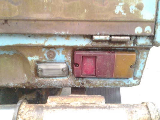 JOECLASSICขายกะป้อDAIHATSU  S55วางเครื่องF61  3 สูบ12วาล์วตัวใหม่CDIเลขเครื่องเลขคัทซีตรงโอนได้เลยทั่วไทยคัทซีสวยกริบมีผุที่พื้นกะบะบ้างตามระยะการใช้งานได้บางเดิม