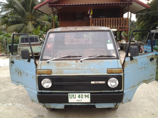 JOECLASSICขายกะป้อDAIHATSU  S55วางเครื่องF61  3 สูบ12วาล์วตัวใหม่CDIเลขเครื่องเลขคัทซีตรงโอนได้เลยทั่วไทยคัทซีสวยกริบมีผุที่พื้นกะบะบ้างตามระยะการใช้งานได้บางเดิม