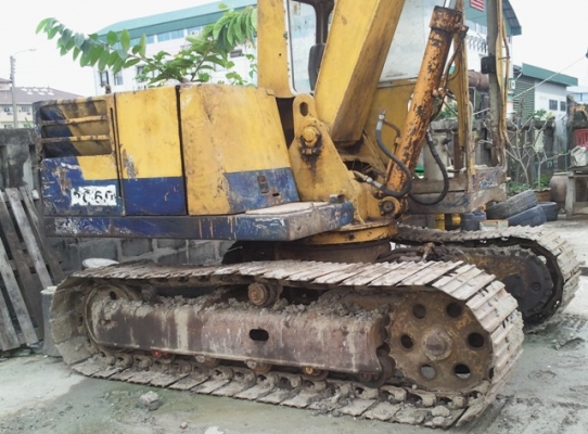 KOMATSU PC60-1