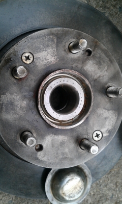 ขายแม่ปั๊มเบรค พร้อมจานดิสเบรคหลังและโช๊คคู่หลัง ฮอนด้าแอคคอดร์ ปี 2005