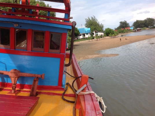 ขายเรือประมง 5 วากว่า  ทำดาดฟ้า+เก๋งใหม่